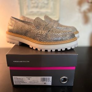 Vince Camuto Women's Mckella Loafer Black/white NEW